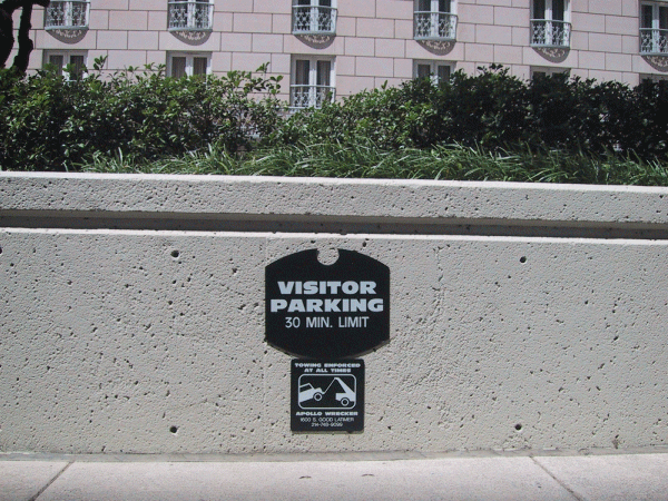 Signs/Visitor-Parking.gif